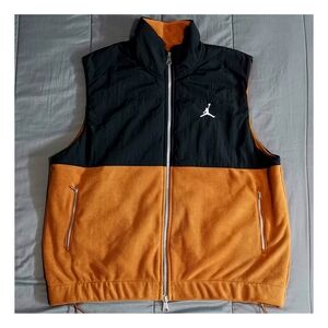 🏀Air Jordan/size L / Essentials Winter Vest /  Brown Black / Men's / FD8628-281
